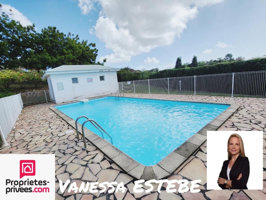 SAINTE-ANNE T3 dans résidence de standing avec piscine ST ANNE 97180 3