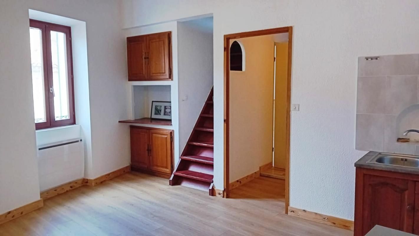 SAINT-CHAMAS Appartement 2 pièce(s) 38 m2 2