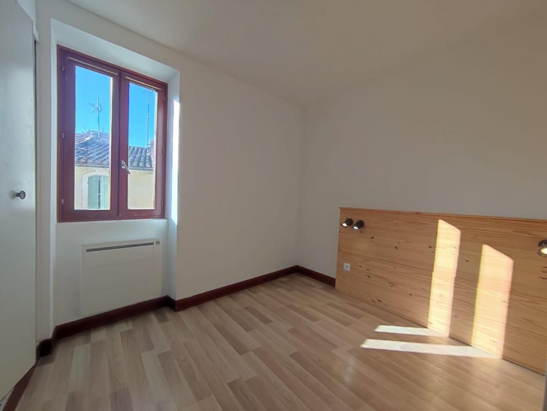 SAINT-CHAMAS Appartement 2 pièce(s) 38 m2 3
