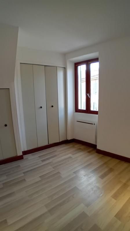 SAINT-CHAMAS Appartement 2 pièce(s) 38 m2 4