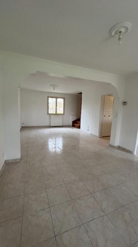 LAIGNE-EN-BELIN Maison Laigne En Belin 6 pièce(s) 117 m2 - 3 chambres (RDC) - Terrain 583 m² 3