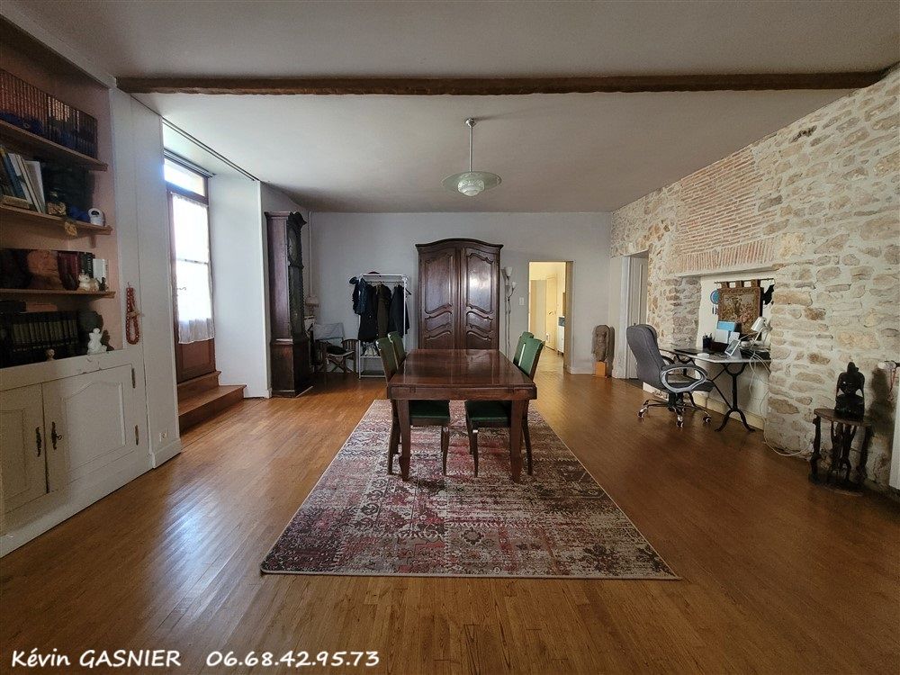 MARTHON MARTHON (16380) Ensemble immobilier 207m2 + dépendances 4