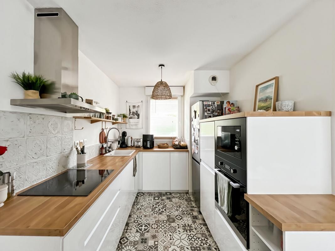 SAINT-ANDRE-DE-CUBZAC Appartement Saint Andre De Cubzac 3 pièce(s) 62 m2 2