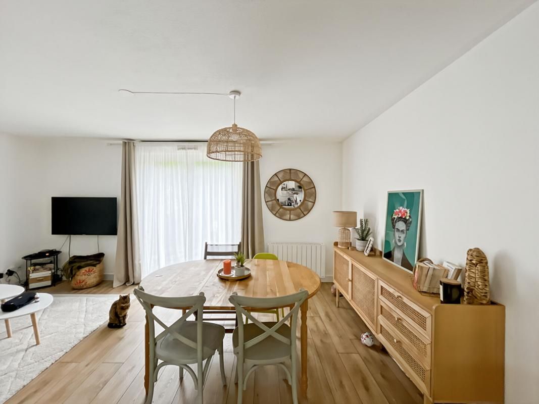 SAINT-ANDRE-DE-CUBZAC Appartement Saint Andre De Cubzac 3 pièce(s) 62 m2 4
