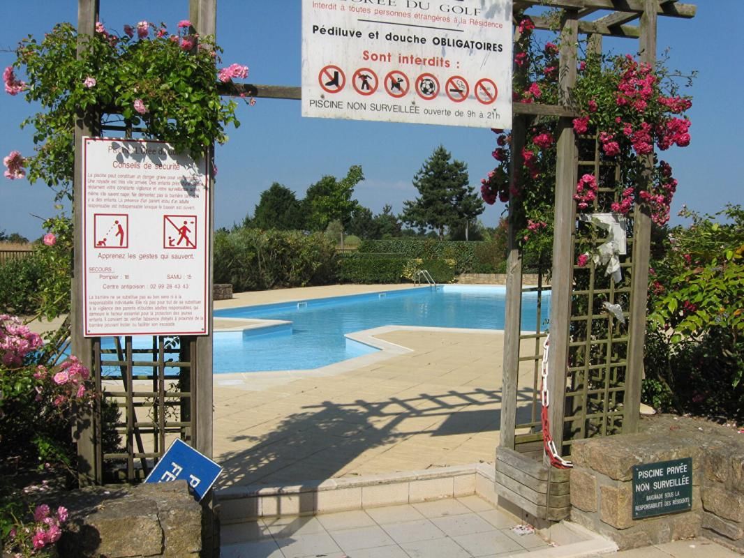 PORNIC Maison Pornic Golf 2 pièce(s) 28.66m² loi carrez et 30.88m² au sol 3
