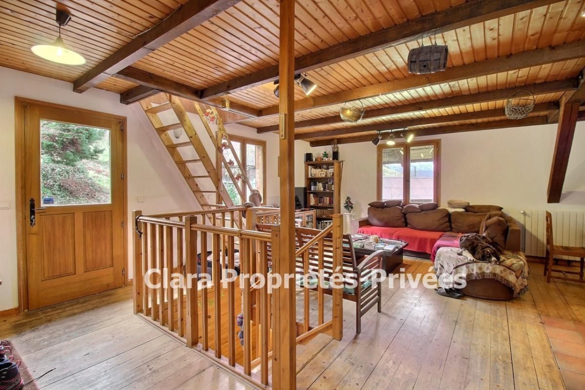 QUEIGE Dans un hameau authentique du Beaufortain 2