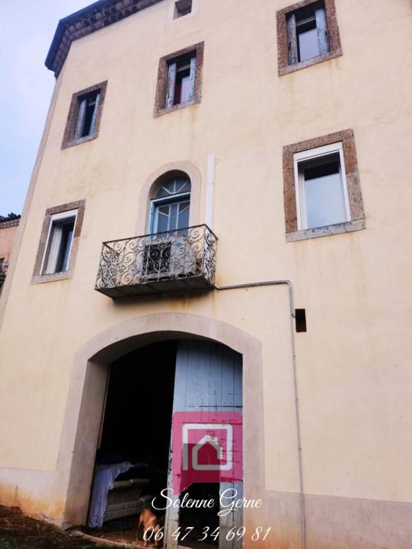 ROQUEBRUN Maison de villa 260 m² 2