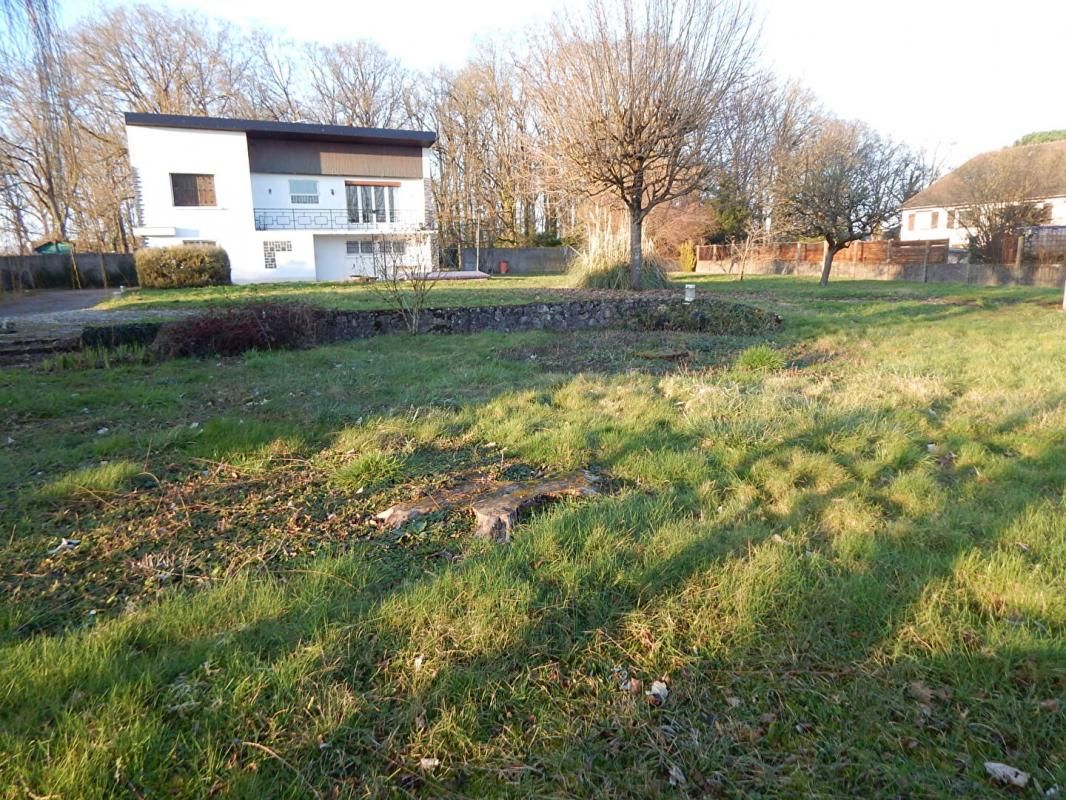 45770 SARAN Propriété 2740 m² maison 5 pièce(s) 140 m2