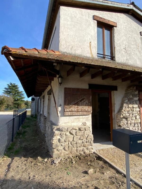 VER-SUR-LAUNETTE Maison style loft à rénover 3