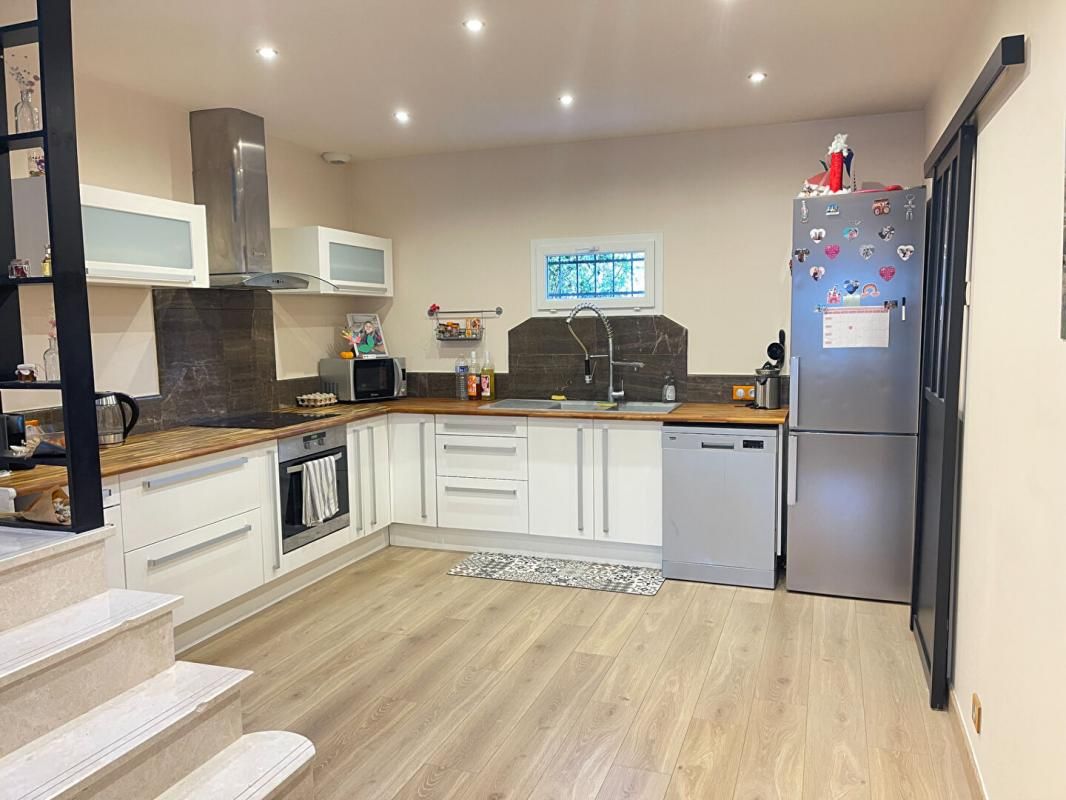 TROYES Coup de coeur pour ce très joli loft de 3 chambres 2