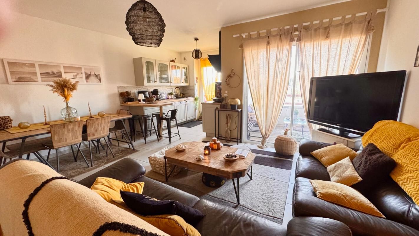 ARES APPARTEMENT TYPE 4 AVEC ASCENSEUR, TERRASSE, PARKINGS, CELLIER 4