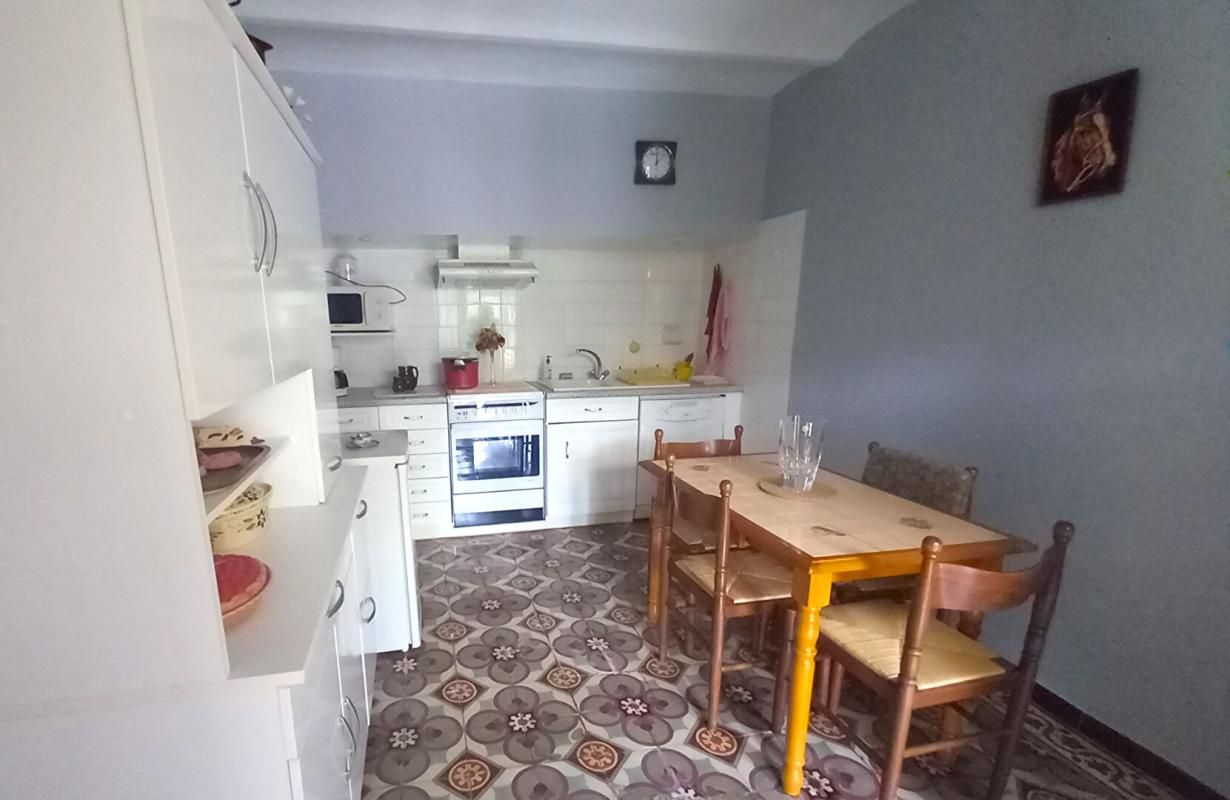 SAINT-CHINIAN Ensemble de 2 maisons Proche Saint Chinian 34360 4