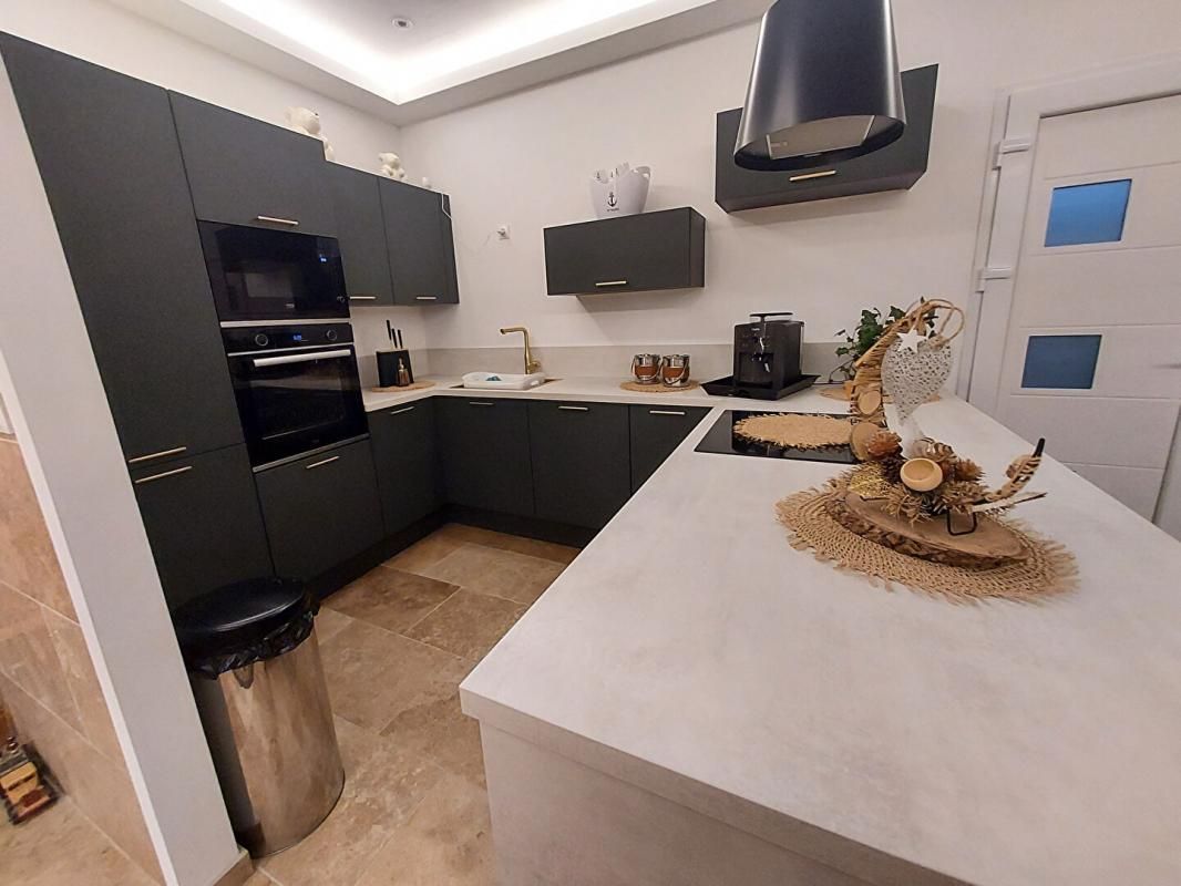LE TEIL Villa Récente 105m² avec studio et Piscine Le Teil 275 000 HAI 3