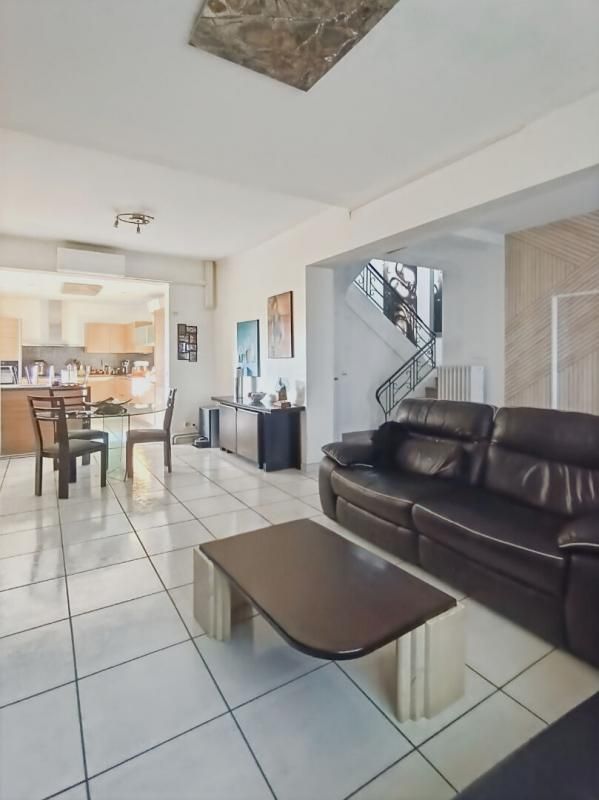Maison Châteauroux (36000) - 5 chambres - 160 m2
