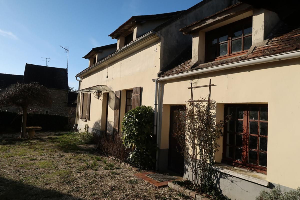 LE HEAULME CHARMANTE MAISON A RENOVER ! 2