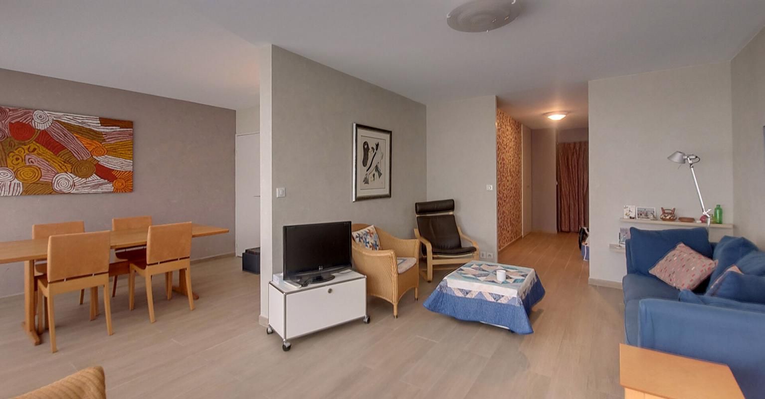 91800- BRUNOY- Appt T4- 87 m²+ cave+ parking