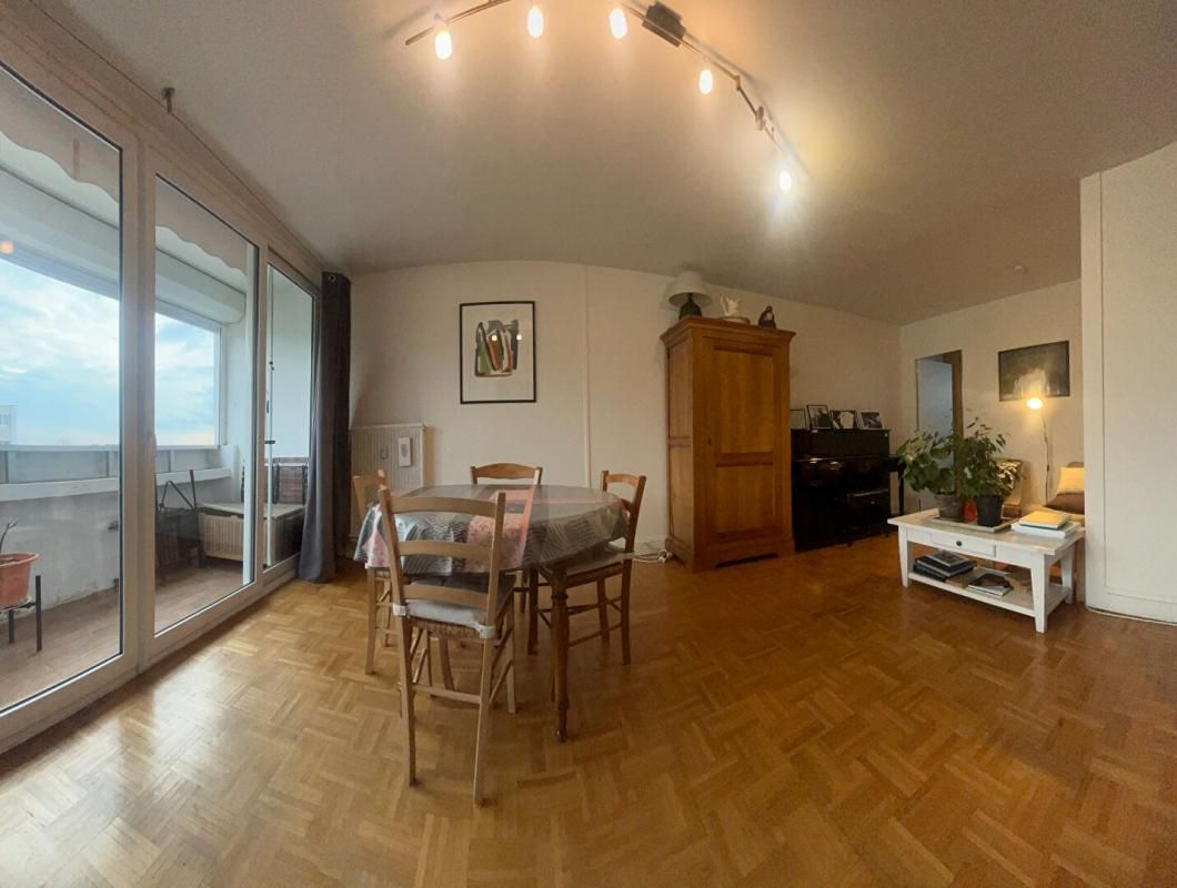 FONTENAY-SOUS-BOIS Fontenay 4 pièces 3ch 70 m2 avec balcon 2