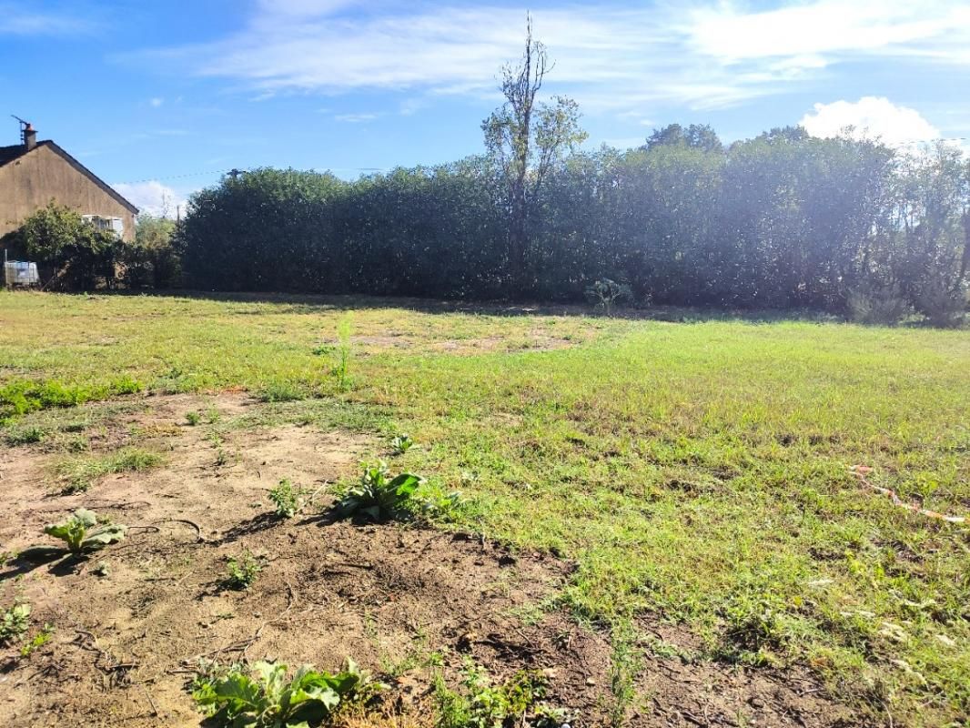 Terrain à bâtir - 1 000 m²