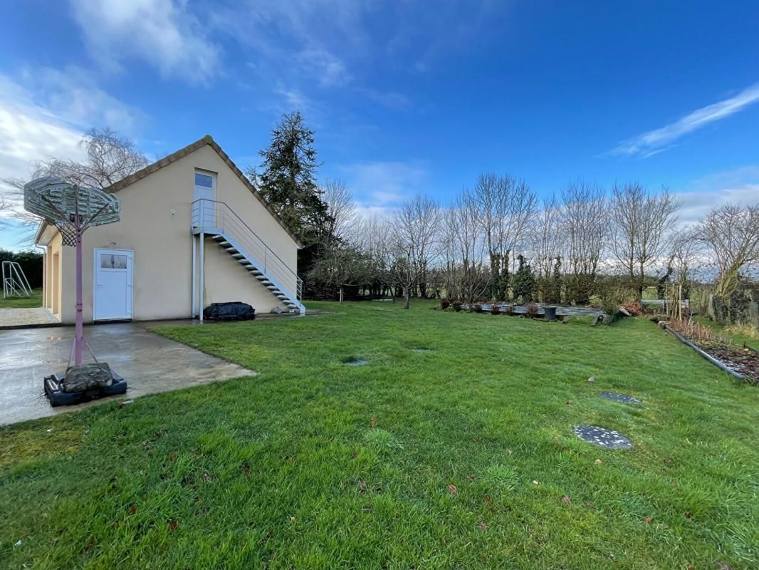 LA FERTE-FRENEL Pavillon récent bel agencement  5 pièce(s) 120 m²  proche l'Aigle 3