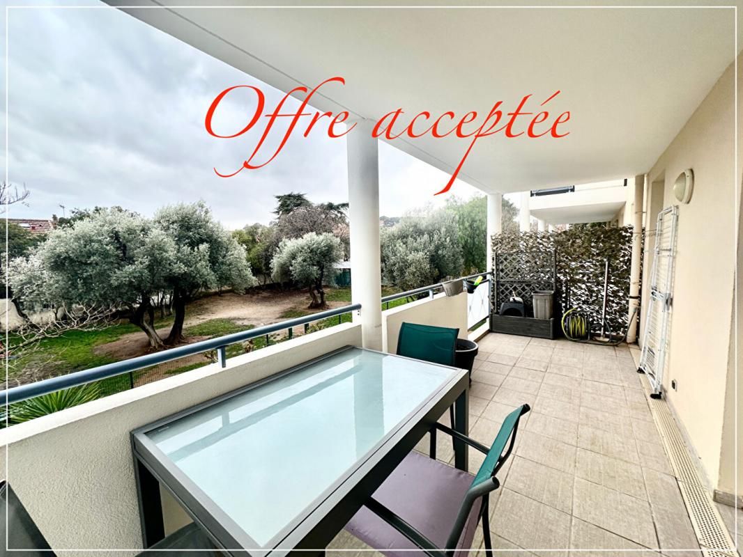 QUARTIER LES ROUTES  - Appartement de type 4 pièce(s) 83 m2 avec place de parking privative  -