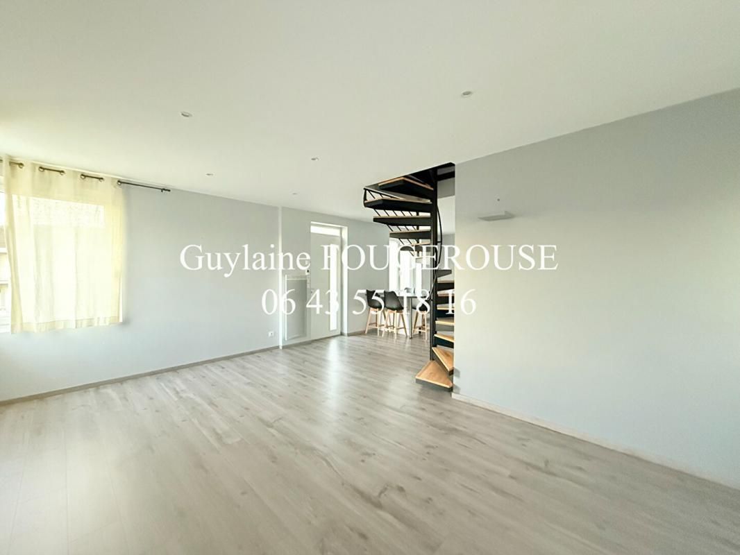 BONSON Maison rénovée 5 pièce(s) 128 m2 4