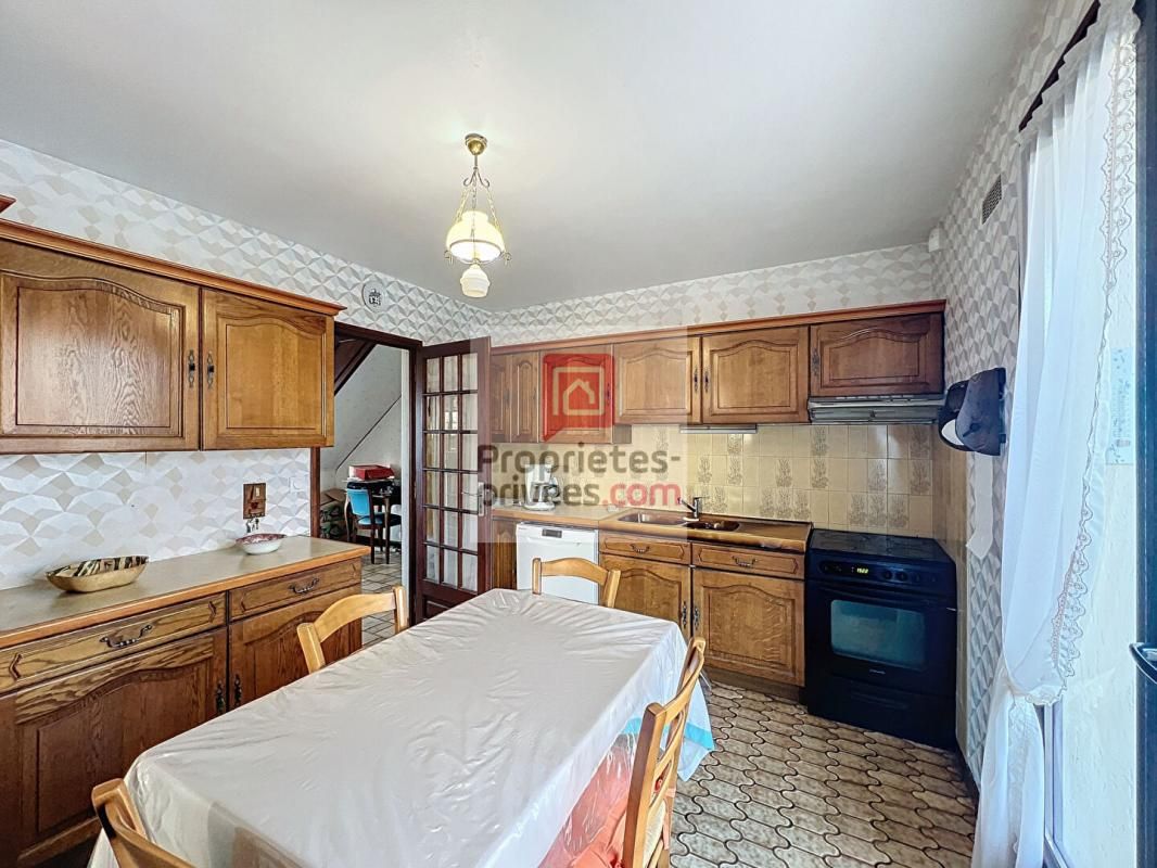 LE PERRAY-EN-YVELINES Maison avec 5 chambres et 1 garage 4