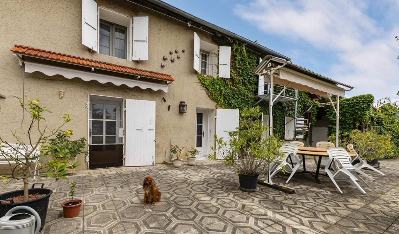 Belle maison  6 pièce(s) 125 m2 26330 chateauneuf de galaure