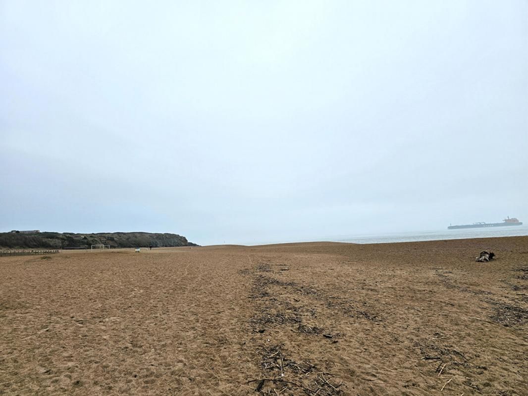 SAINT MARC SUR MER Appartement 1 pièce(s) 20 m2 4