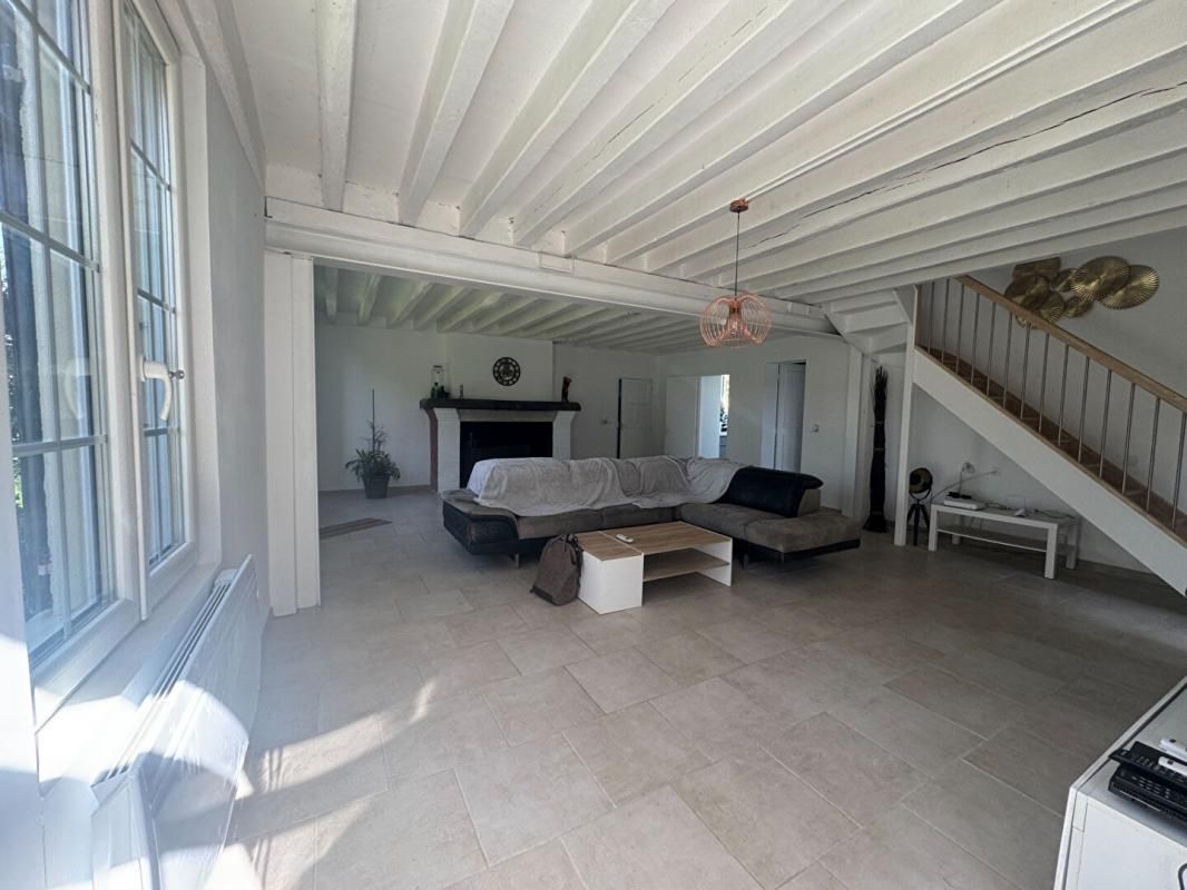 CREPY-EN-VALOIS Maison Viviere 6 pièce(s) 130 m2 3