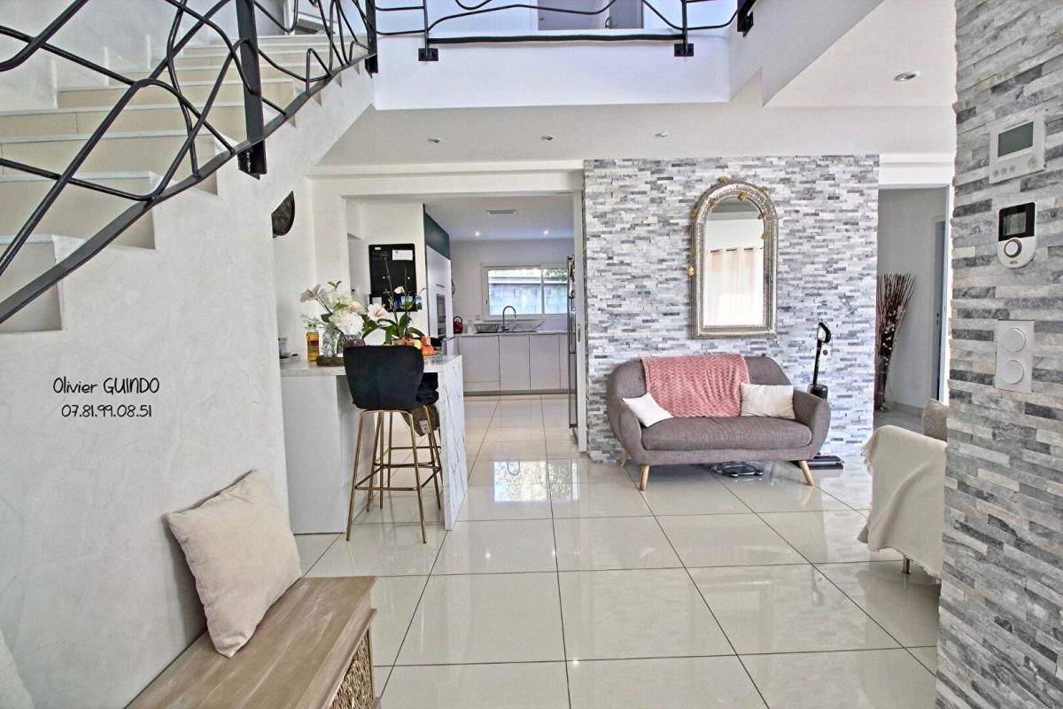 MONTARNAUD Maison 5 pièces 135 m2 sur terrain de 415 m2 avec piscine 4