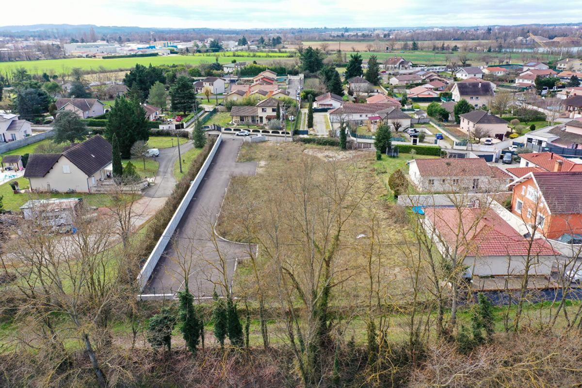 SAINT-ROMAIN-DE-JALIONAS Terrain constructible 3