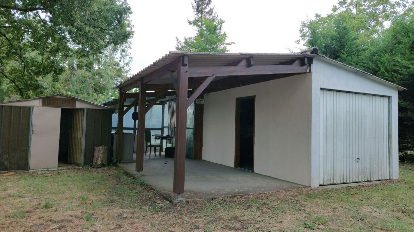 AVRILLE-LES-PONCEAUX A vendre Terrain de loisirs avec étang de 7300 m² - 37340 AVRILLE LES PONCEAUX 3