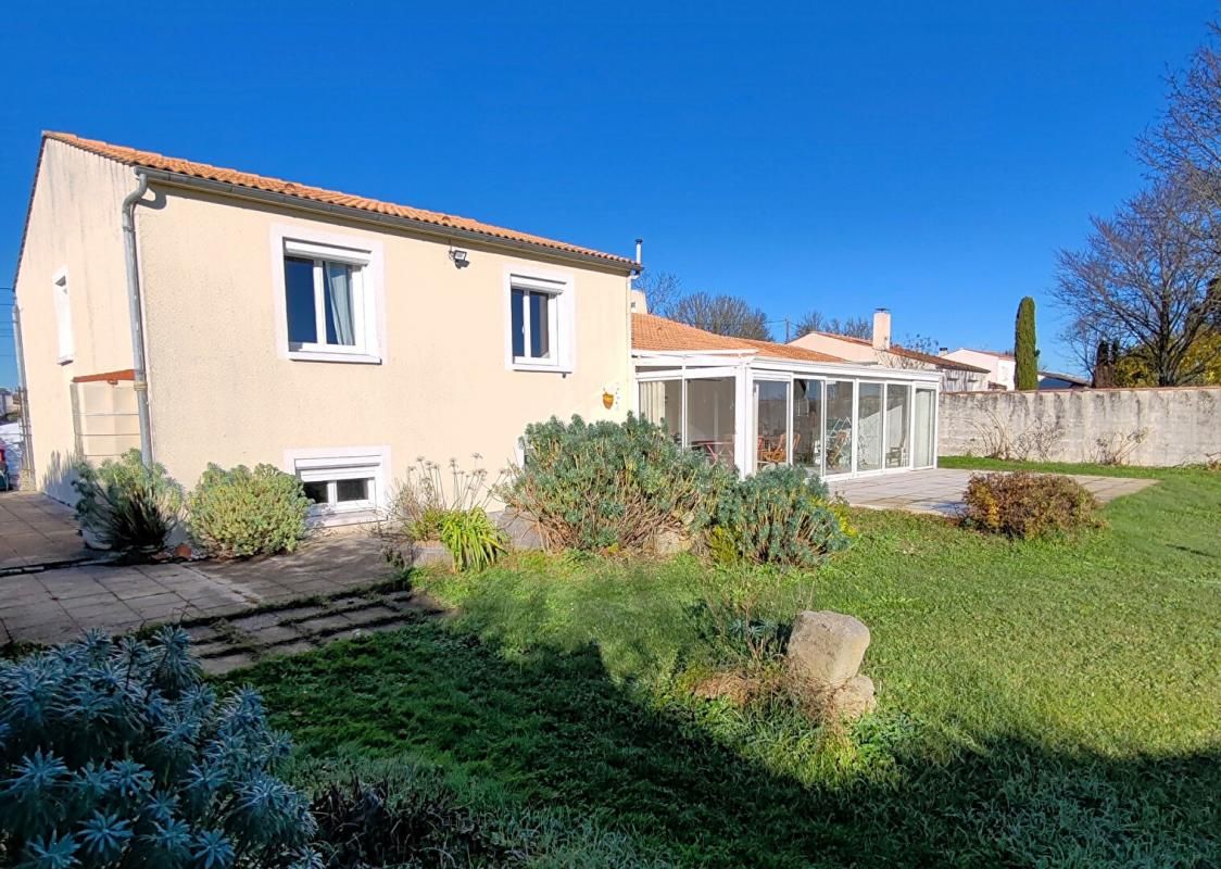 BOURGNEUF Maison Bourgneuf 150 m2, 4 chambres, parcelle de 1195 m2 2