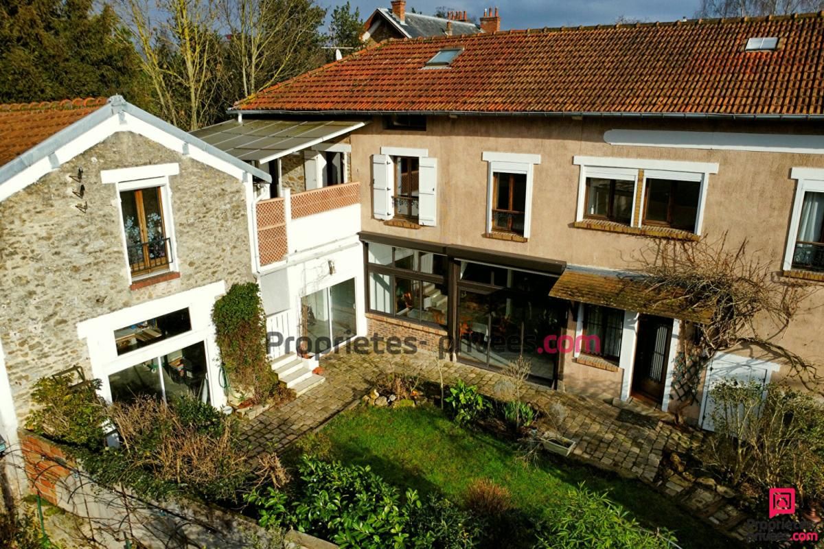 Charmante bâtisse à Morsang-sur-Orge ? 9 pièces, 250 m²