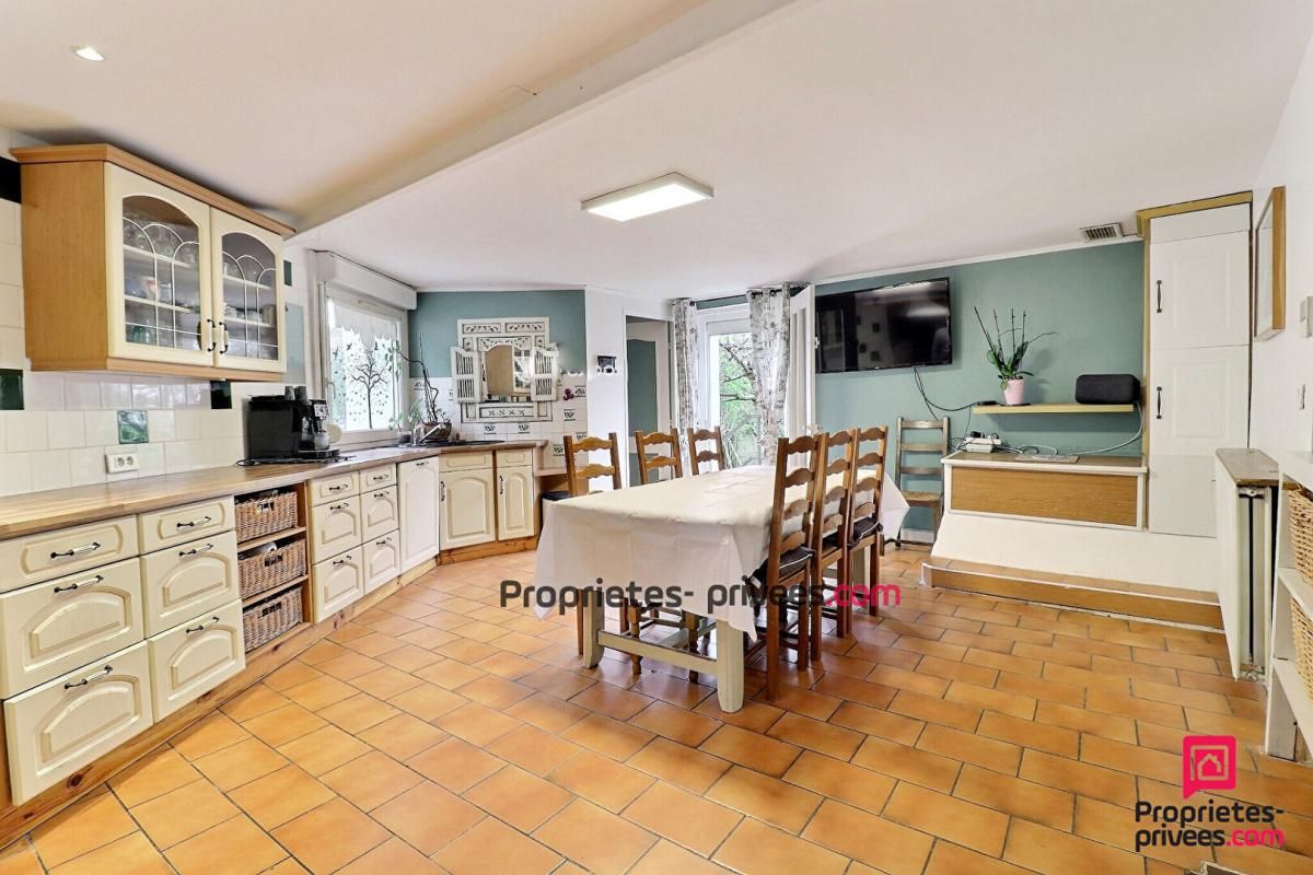 MORSANG-SUR-ORGE Charmante bâtisse à Morsang-sur-Orge ? 9 pièces, 250 m² 4