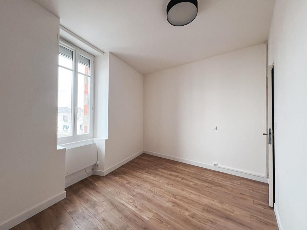 NANTES APPARTEMENT 2 PIÈCES - PLACE ZOLA NANTES 4
