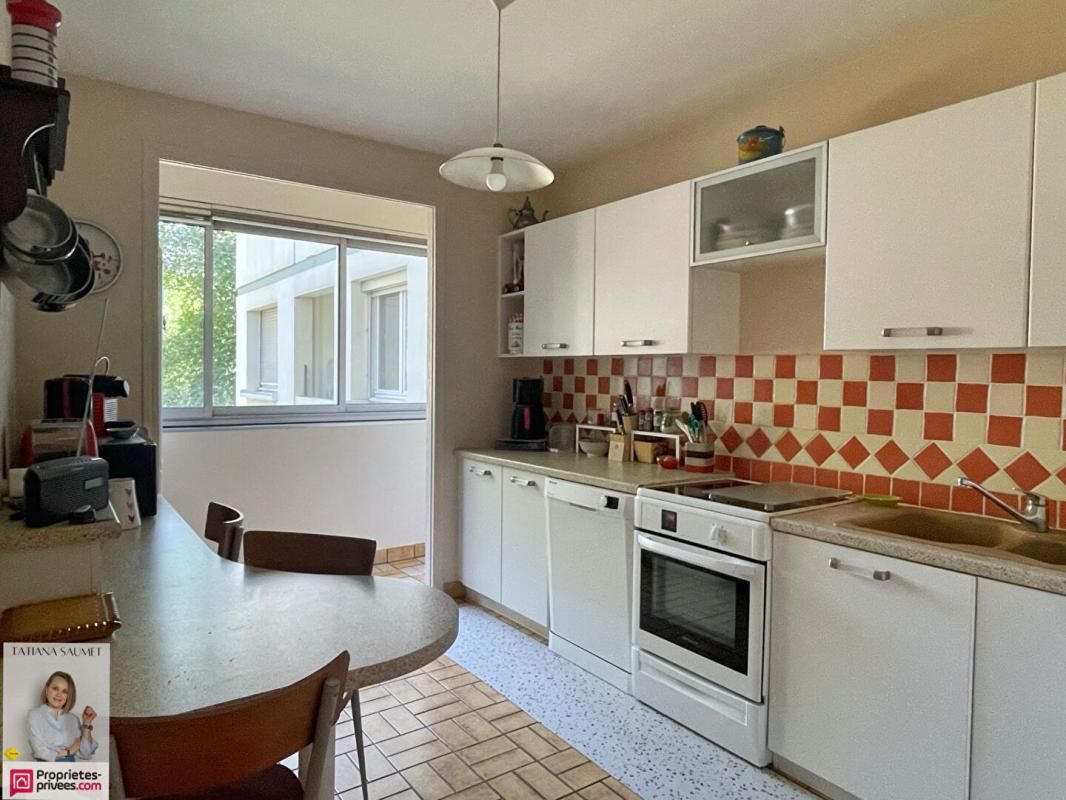 Appartement Fontaines Sur Saône 5 pièce(s) 97m2