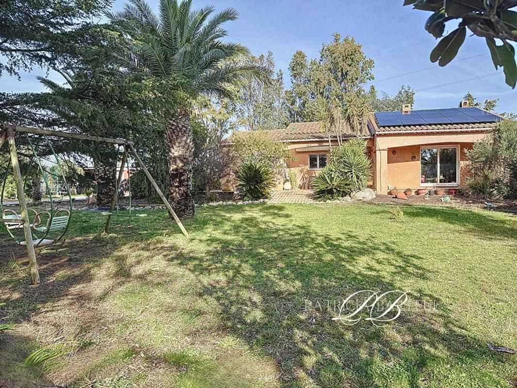THEZA Villa Theza 165 m2 avec un terrain de 23 000 m2 3