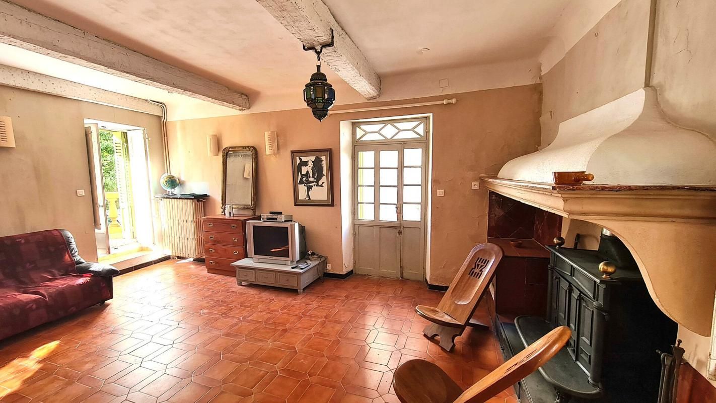 Maison de village avec garage et studio indépendant