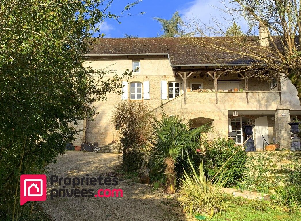 Maison de caractère rénovée, jardin et vue falaises, à 10 minutes de Cahors