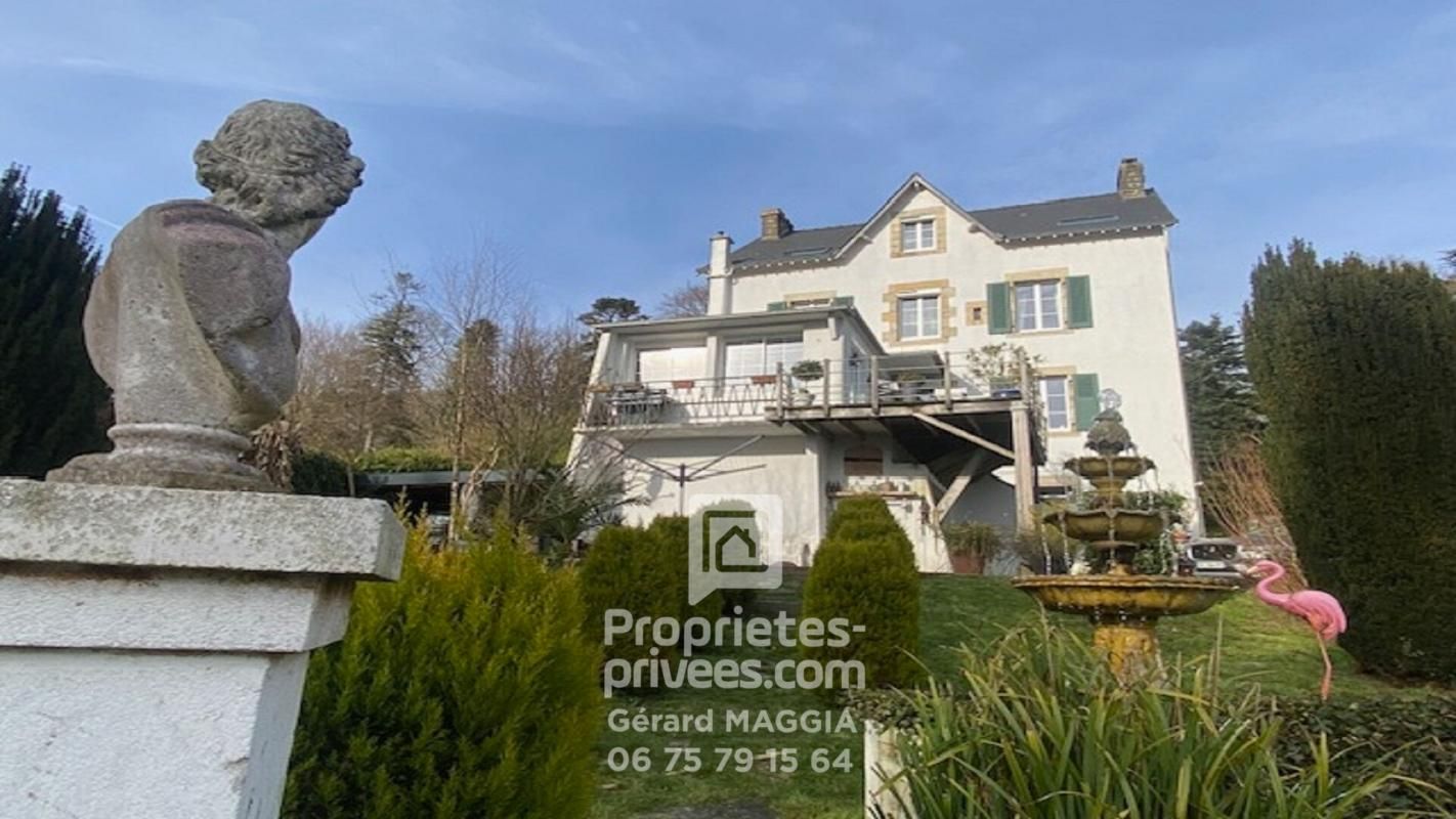 Rochefort en Terre Maison de maître 11 pièce(s) 240 m2