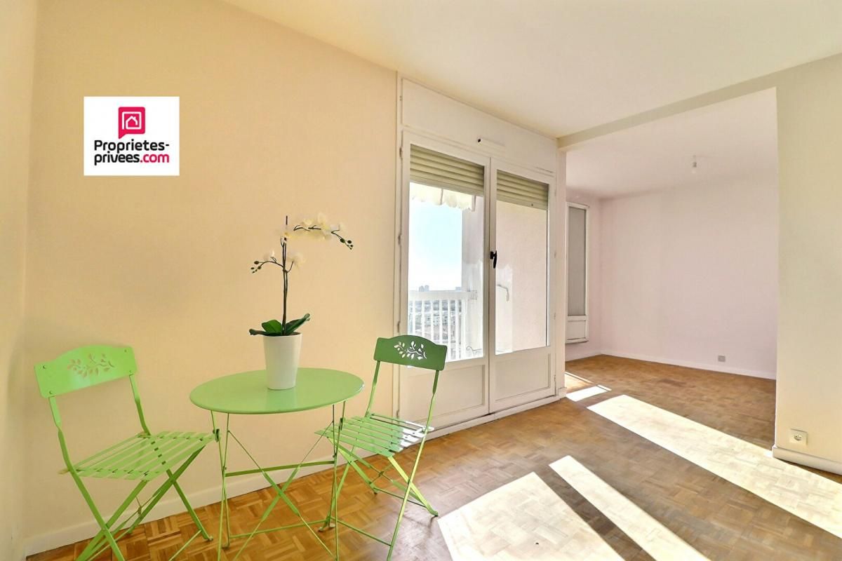 MARSEILLE-12E-ARRONDISSEMENT Appartement Marseille 4 pièce(s) 80.92 m2 avec Parking et cave 2