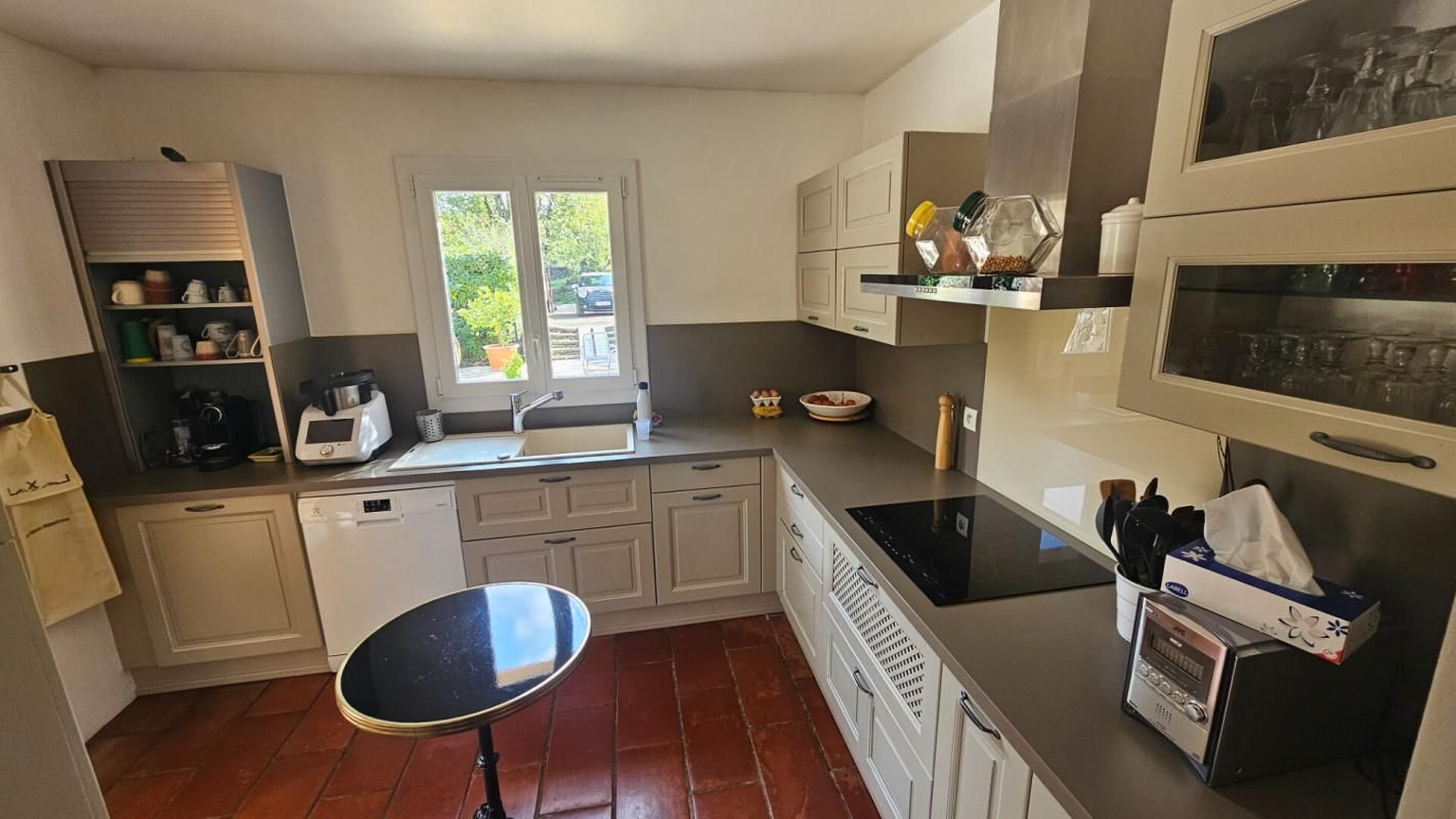 DRAGUIGNAN Maison 5 pièce(s) 140 m2 4