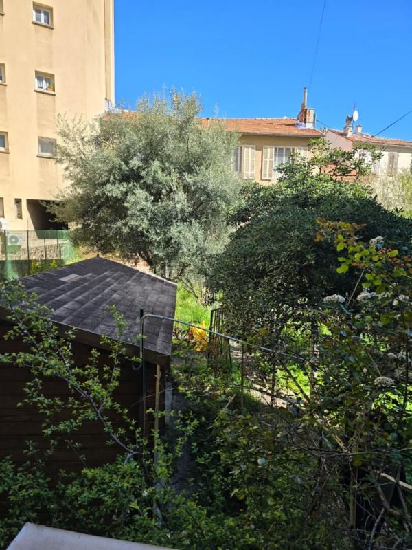 MARSEILLE-7E-ARRONDISSEMENT 13007 MARSEILLE - MURS COMMERCIAUX LOUES, Local 340 m² 3