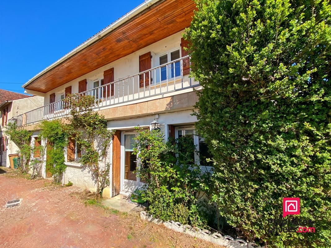 Ensemble immobilier  Guillon 89420