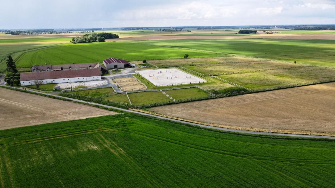 Corps de ferme Clos Fontaine 10 pièce(s) 200 m2