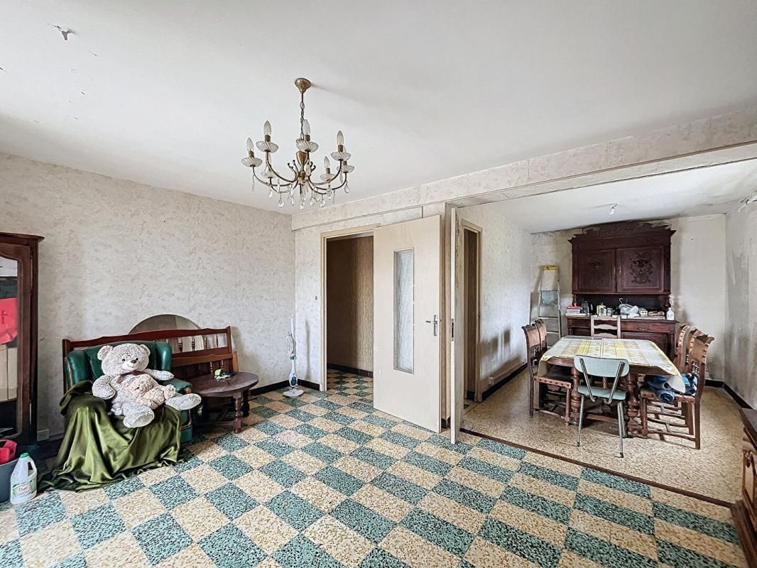 LES PENNES-MIRABEAU Maison Les Pennes Mirabeau 150 m2 4