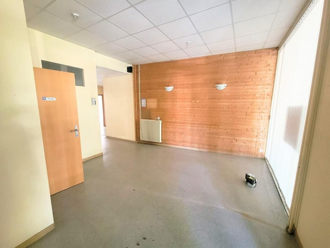 SENLIS Gouvieux - Local commercial, Bureaux, 205m² 3