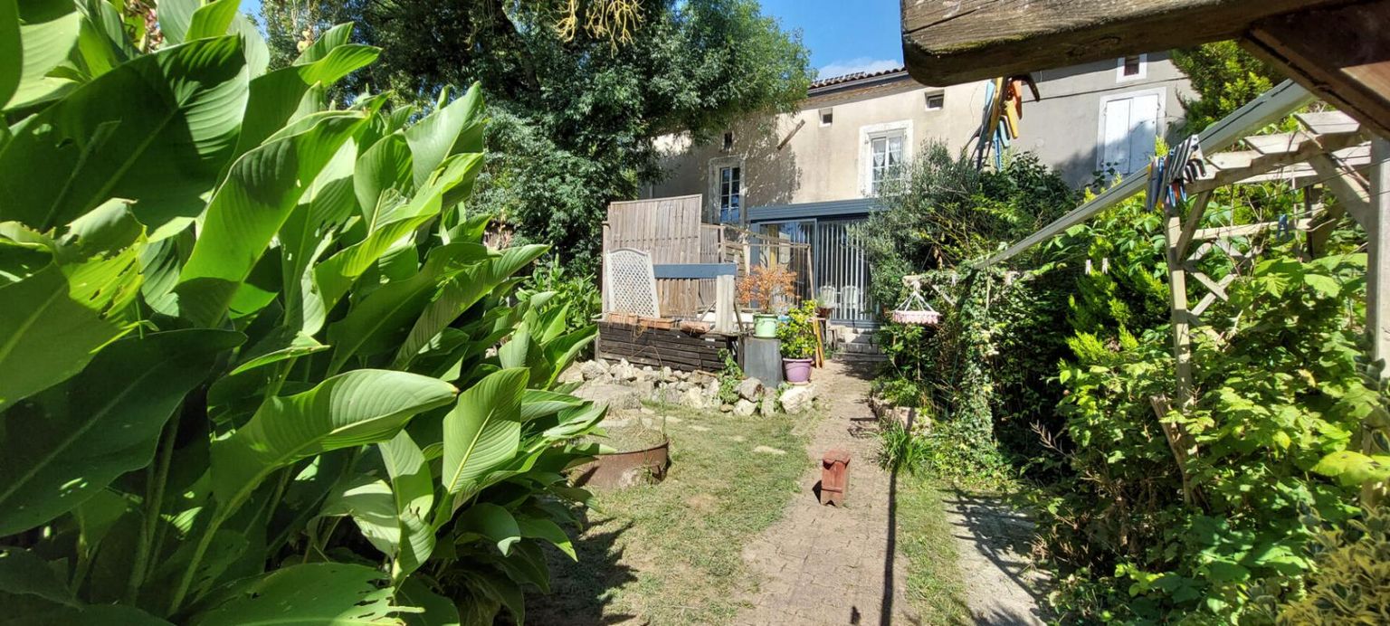 TONNEINS Maison Tonneins 4 pièce(s) 120 m2 4