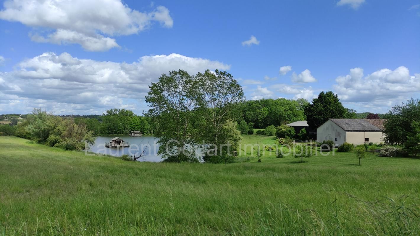 Propriété avec lac et Gites entre Bergerac et Villeneuve sur lot